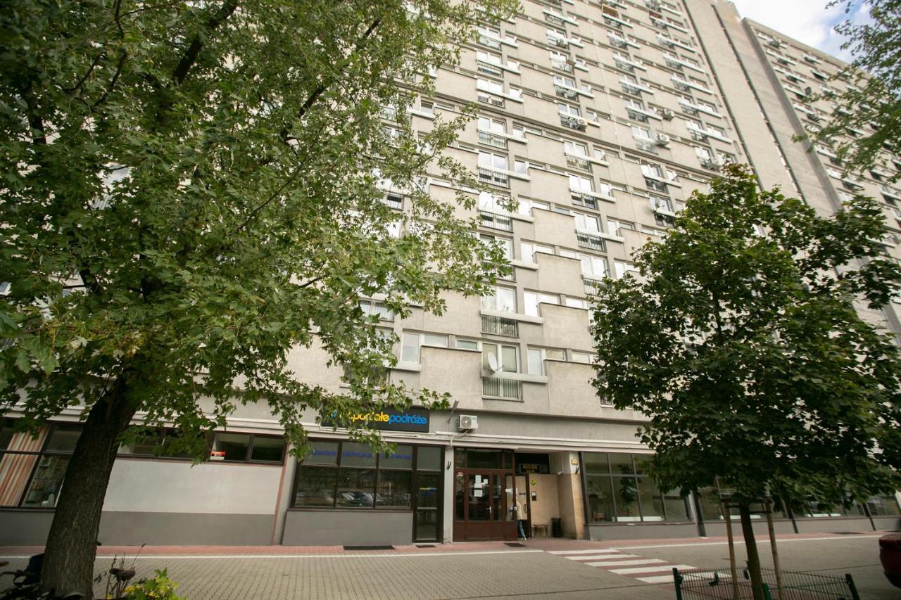 Przechodnia 2 Yellow - Biurko Oraz Wygodny Fotel Do Pracy - Better Rental Warsaw Exterior photo